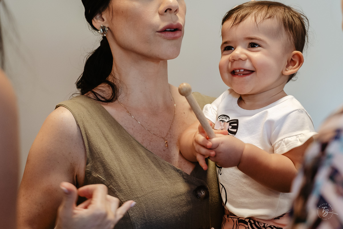 Fotografia documental de aniversário infantil, no rio Tavares/Campeche em Florianópolis/SC