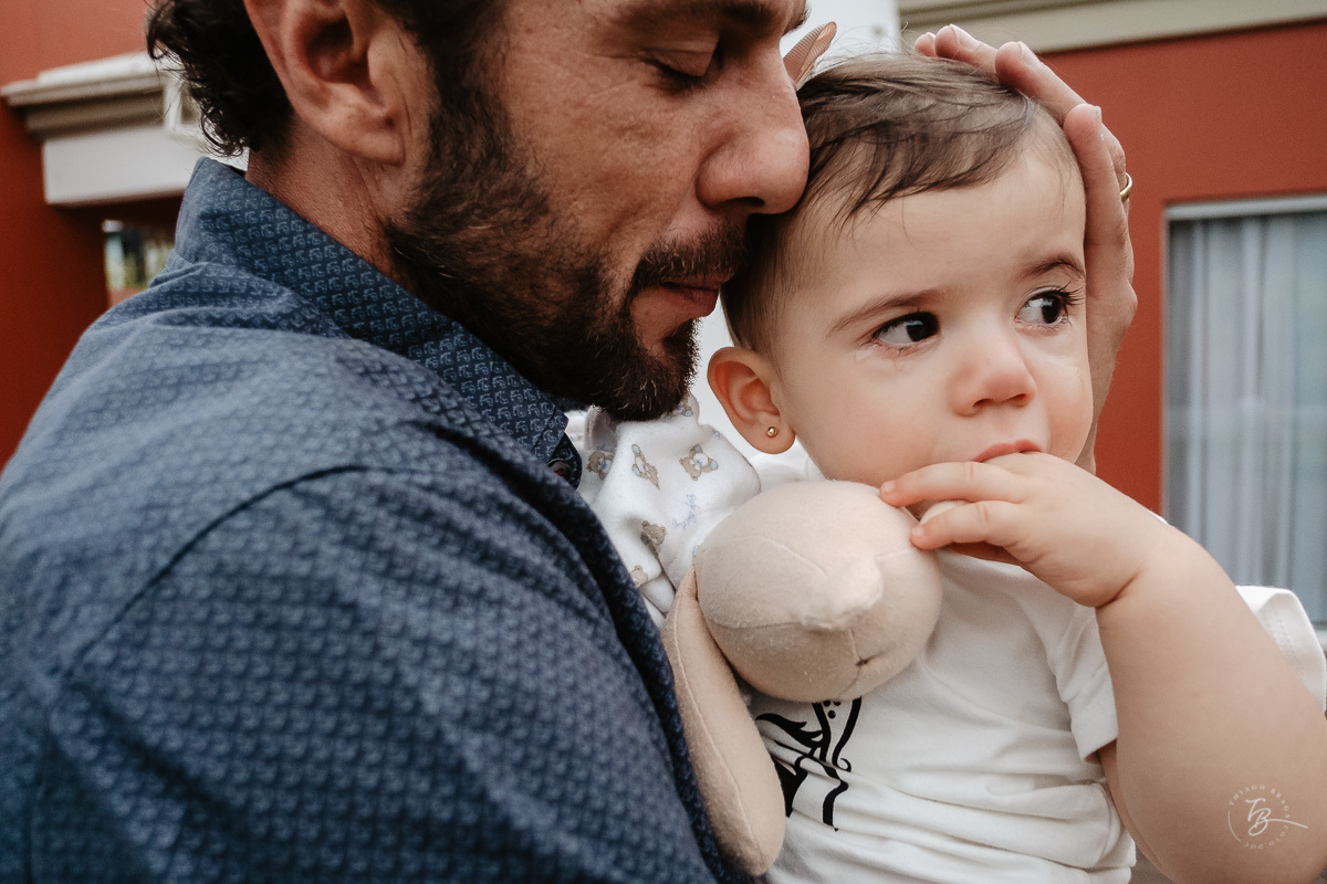 Fotografia documental de aniversário infantil, no rio Tavares/Campeche em Florianópolis/SC