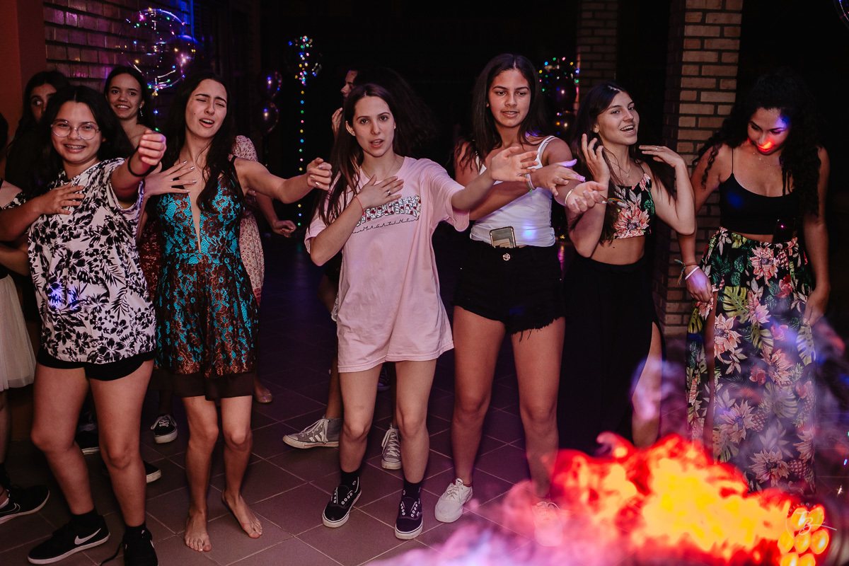 Aniversário em casa - 16 anos da Clara. 