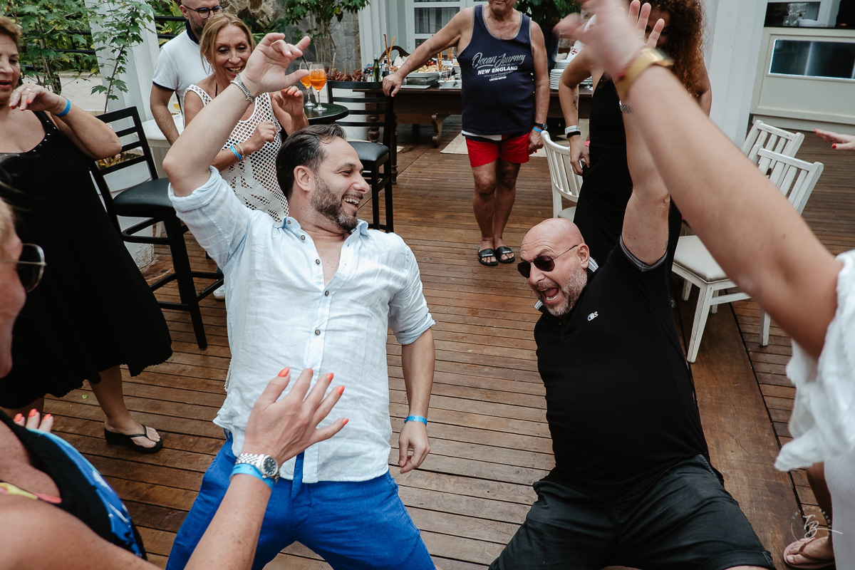 Campanario em Jurere Internacional - Florianópolis/Sc. Valéria e Carmelo.