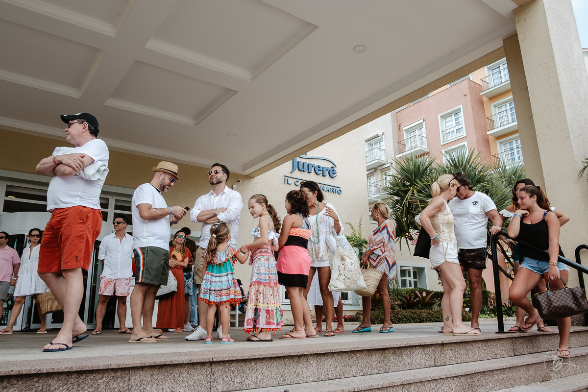 Festa de casamento, no barco Scuna Sul, em Florianópolis. Valéria e Carmelo, Florianópolis-SC.