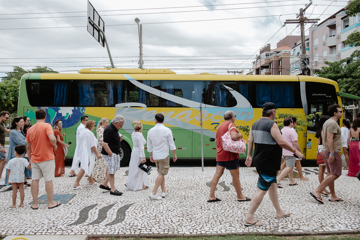 Festa de casamento, no barco Scuna Sul, em Florianópolis. Valéria e Carmelo, Florianópolis-SC.