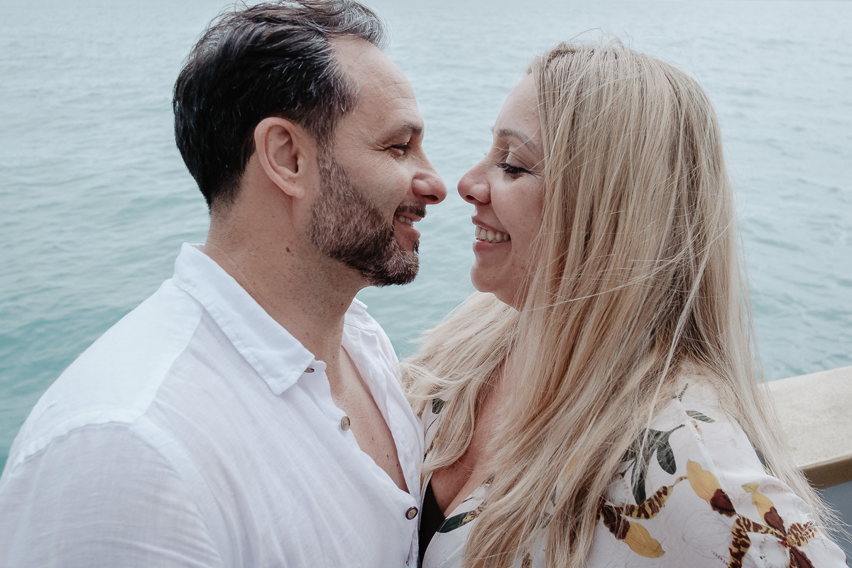 Festa de casamento, no barco Scuna Sul, em Florianópolis. Valéria e Carmelo, Florianópolis-SC.