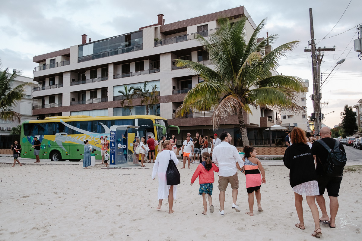 Festa de casamento, no barco Scuna Sul, em Florianópolis. Valéria e Carmelo, Florianópolis-SC.