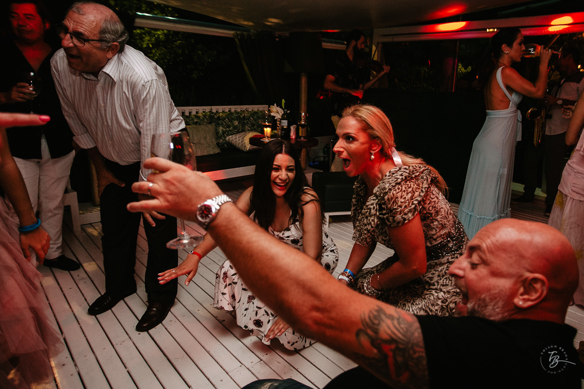 Festa de Casamento no Ammo Beach Club, em Florianópolis/SC. Valéria e Carmelo.