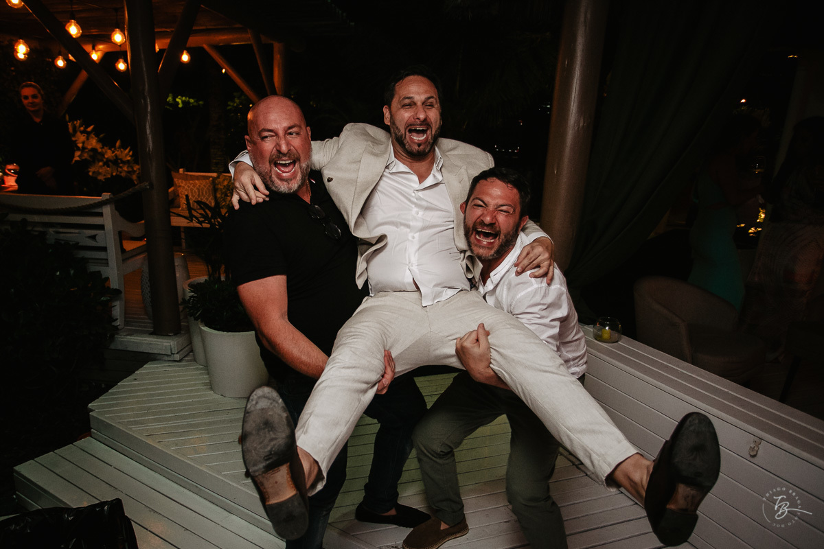 Festa de Casamento no Ammo Beach Club, em Florianópolis/SC. Valéria e Carmelo.