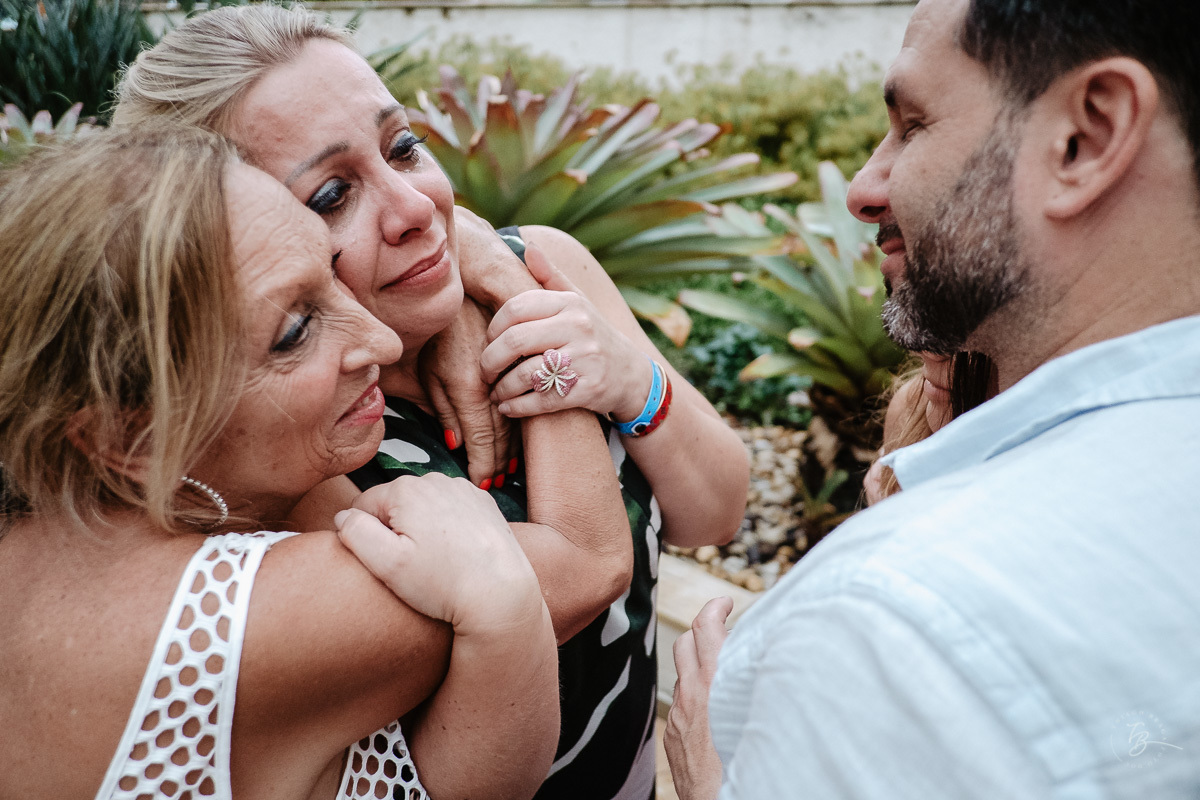 Campanario em Jurere Internacional - Florianópolis/Sc. Valéria e Carmelo.