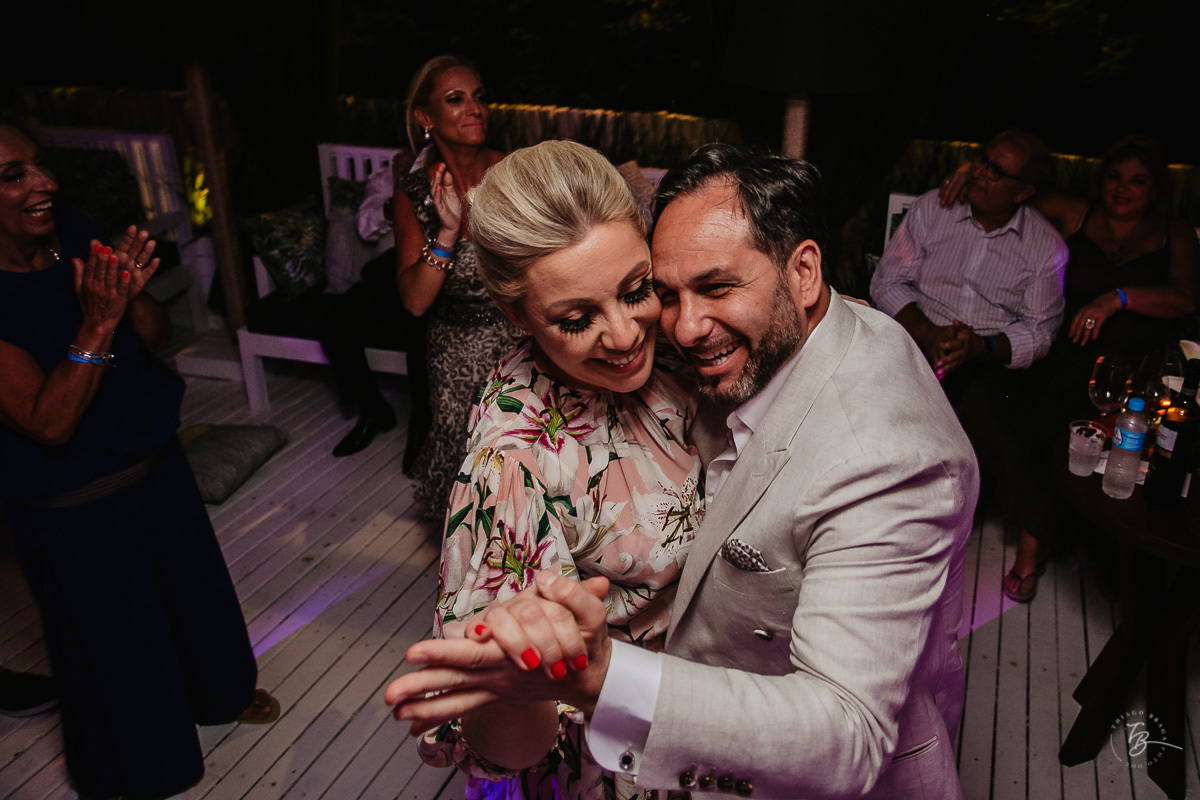 Festa de Casamento no Ammo Beach Club, em Florianópolis/SC. Valéria e Carmelo.