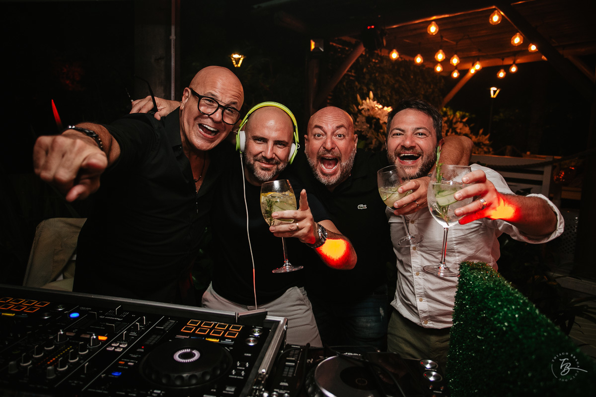 Festa de Casamento no Ammo Beach Club, em Florianópolis/SC. Valéria e Carmelo.