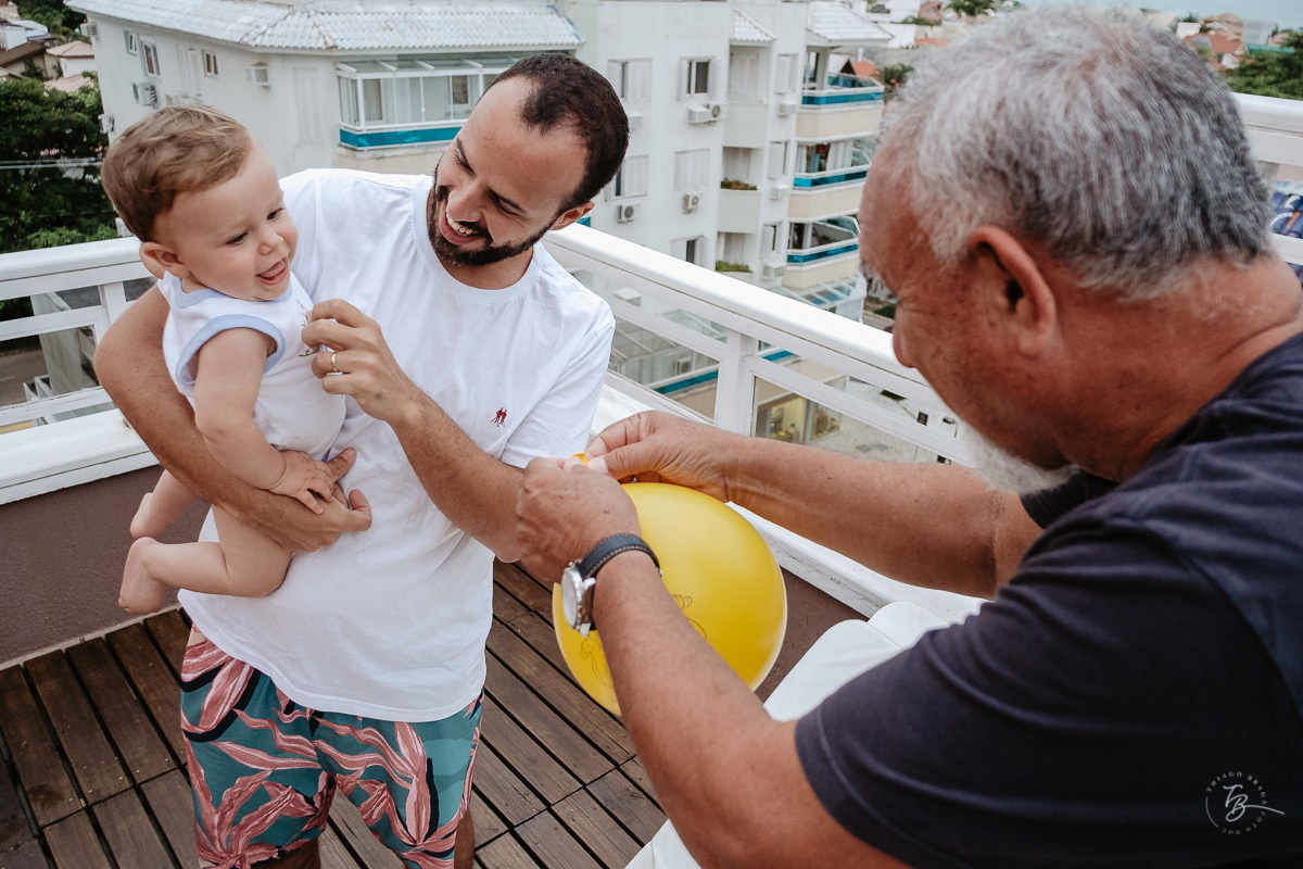 Fotografia documental de familia. Fotografo documental em Florianópolis/SC. Fotografia documental de aniversário. Fotografo da família. Thiago Braga Fotografia