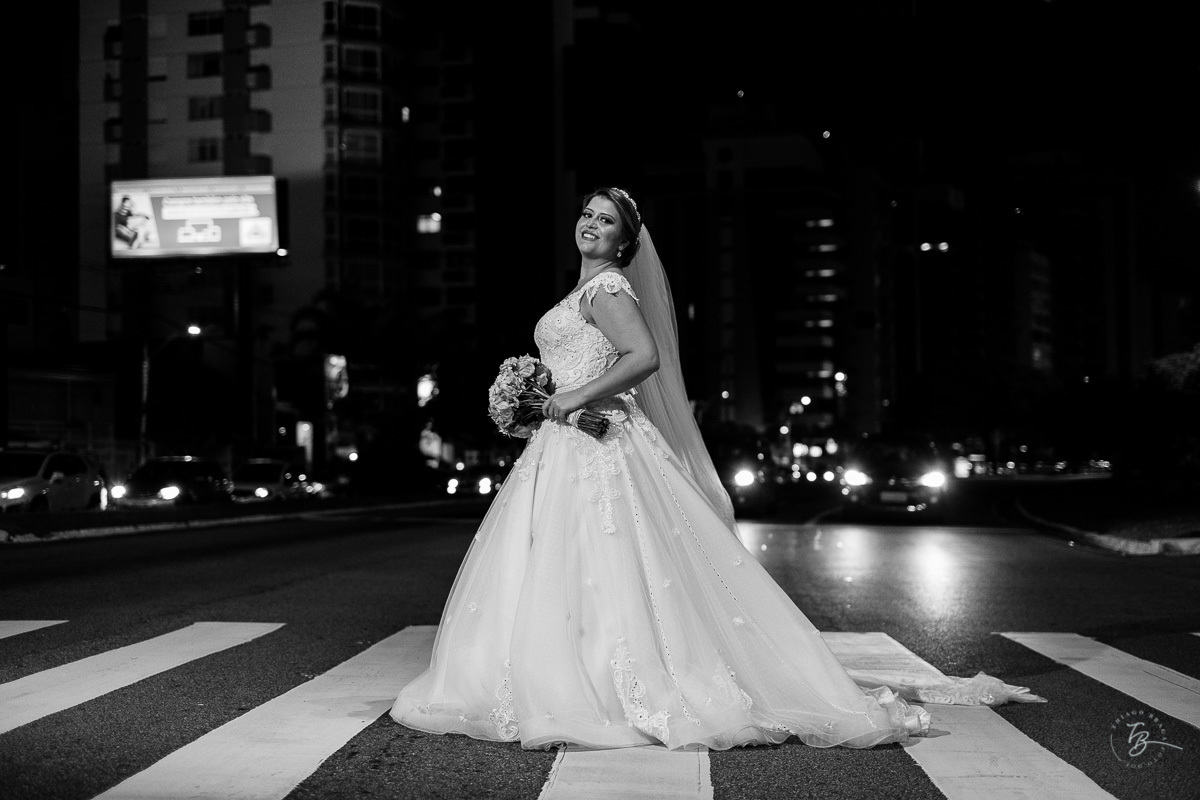 Casamento Ariza e Gustavo. Hotel Intercity. Igreja Colégio Catarinense. Beira Mar Norte. Lira Tênis Clube. Ponte Hercílio Luz. Florianópolis/SC. 
