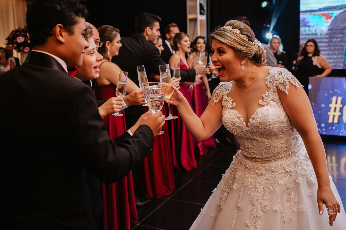 Casamento Ariza e Gustavo. Hotel Intercity. Igreja Colégio Catarinense. Beira Mar Norte. Lira Tênis Clube. Ponte Hercílio Luz. Florianópolis/SC. 