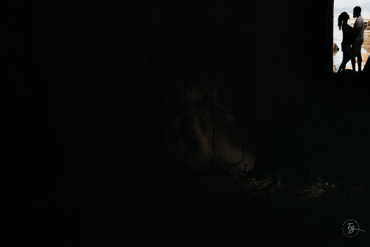 Ensaio de casal em Florianópolis. Santo Antonio de Lisboa e Sambaqui. Rafa e Ju.