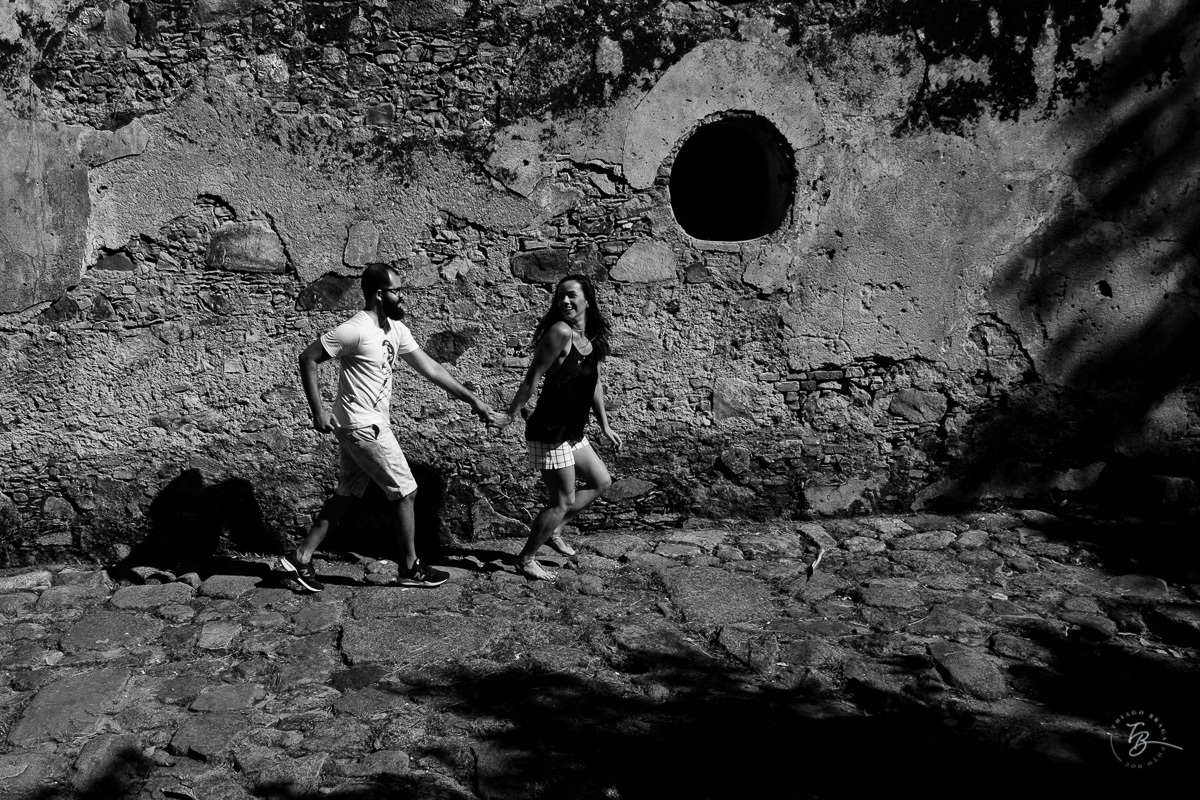 Ensaio de casal em Florianópolis. Santo Antonio de Lisboa e Sambaqui. Rafa e Ju.