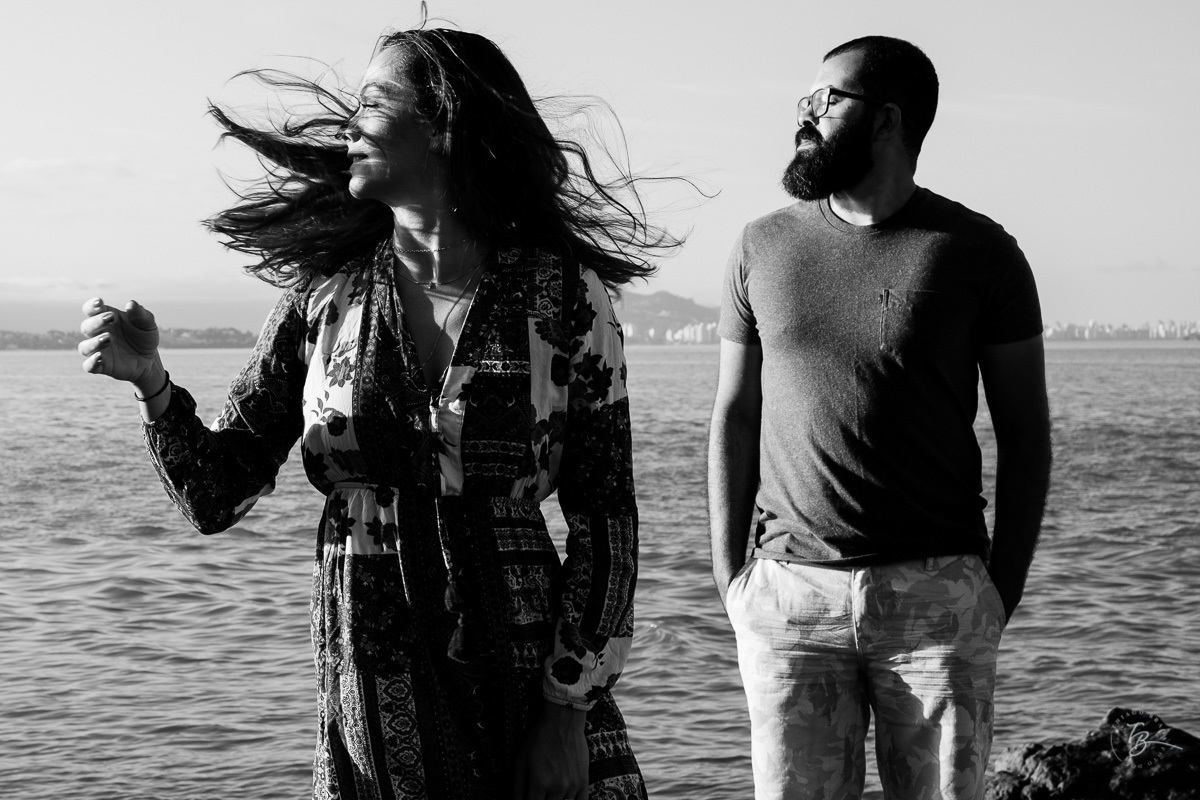 Ensaio de casal em Florianópolis. Santo Antonio de Lisboa e Sambaqui. Rafa e Ju.