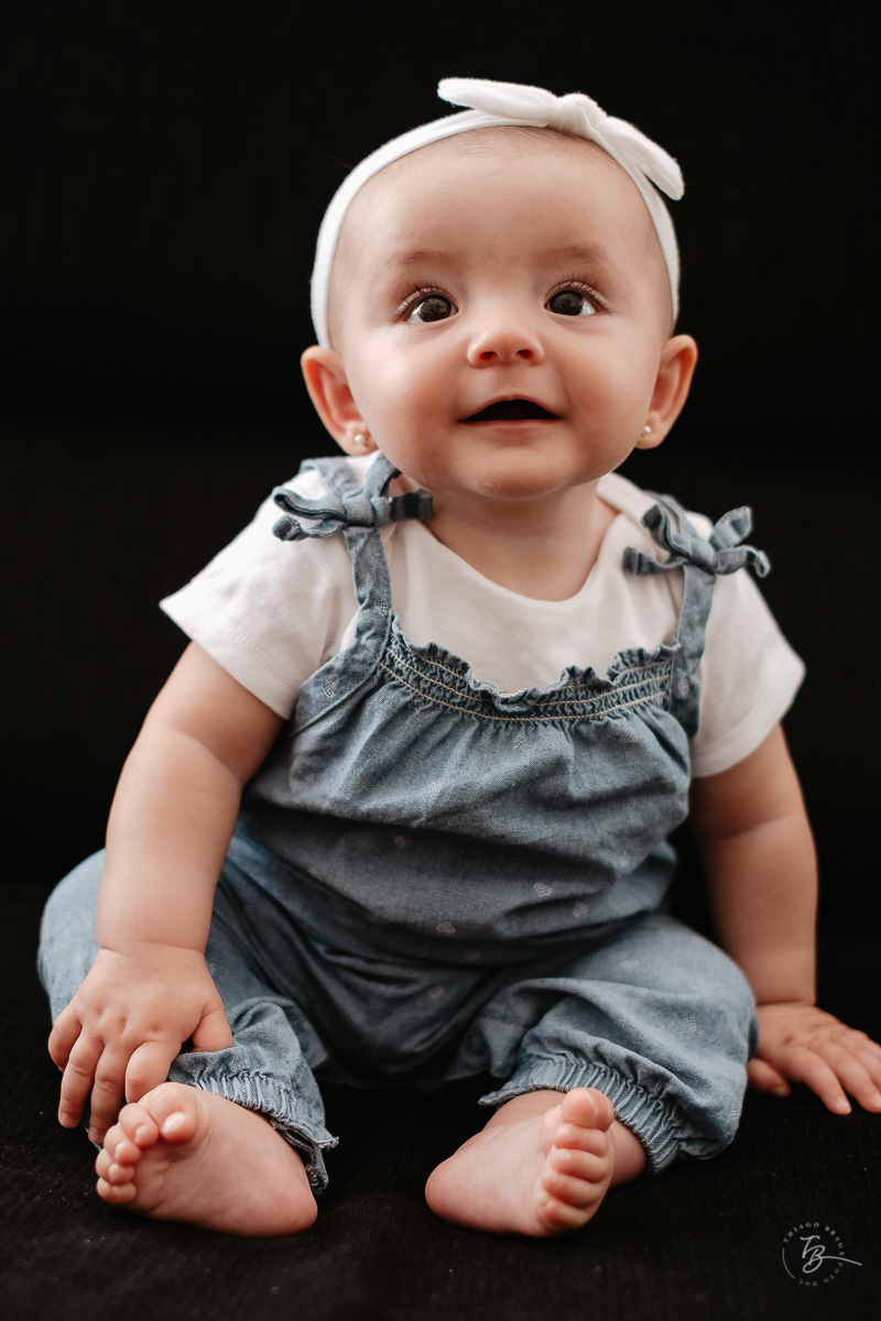 Ensaio de família em casa. 5 meses da Bia. Fotografia de familia em florianópolis/SC
