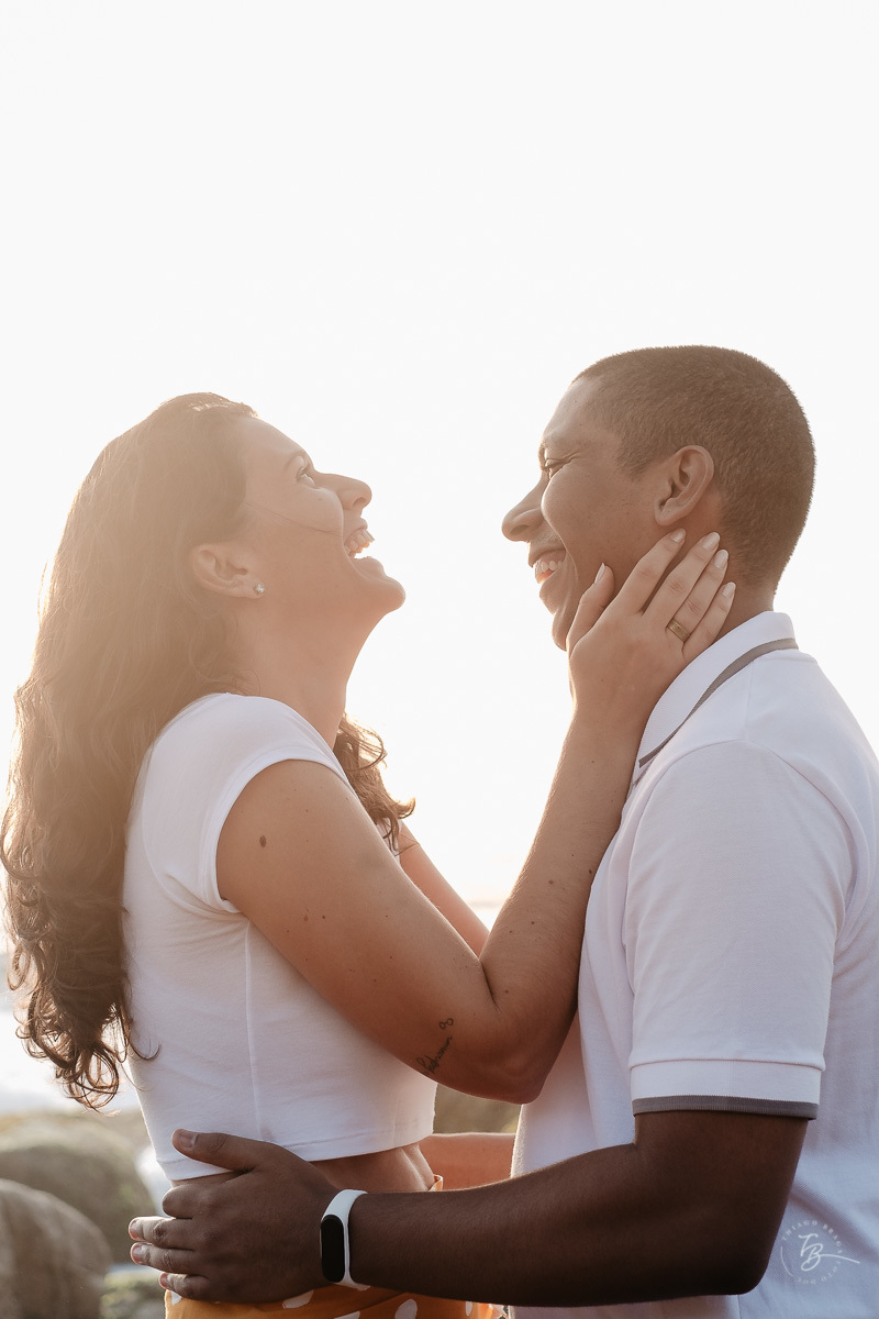 Ensaio pré-casamento na para da Guarda do embaú, Palhoça-SC. Amanhecer com os noivos Duana e Raphael. 