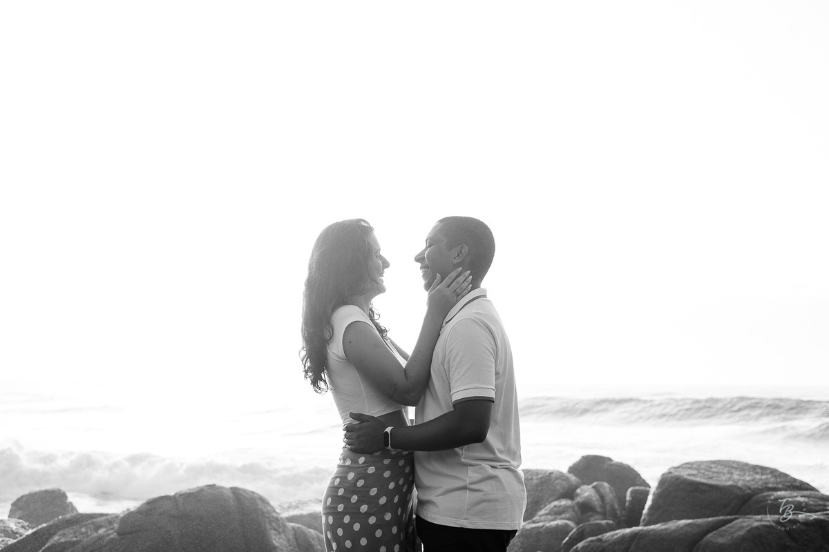 Ensaio pré-casamento na para da Guarda do embaú, Palhoça-SC. Amanhecer com os noivos Duana e Raphael. 