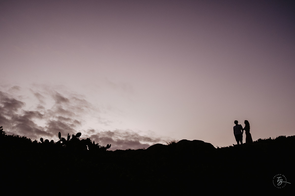 Ensaio pré-casamento na para da Guarda do embaú, Palhoça-SC. Amanhecer com os noivos Duana e Raphael. 