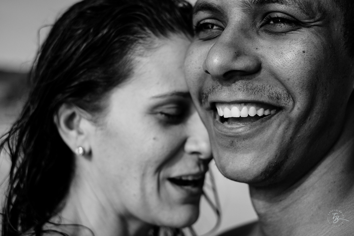 Ensaio pré-casamento na para da Guarda do embaú, Palhoça-SC. Amanhecer com os noivos Duana e Raphael. 