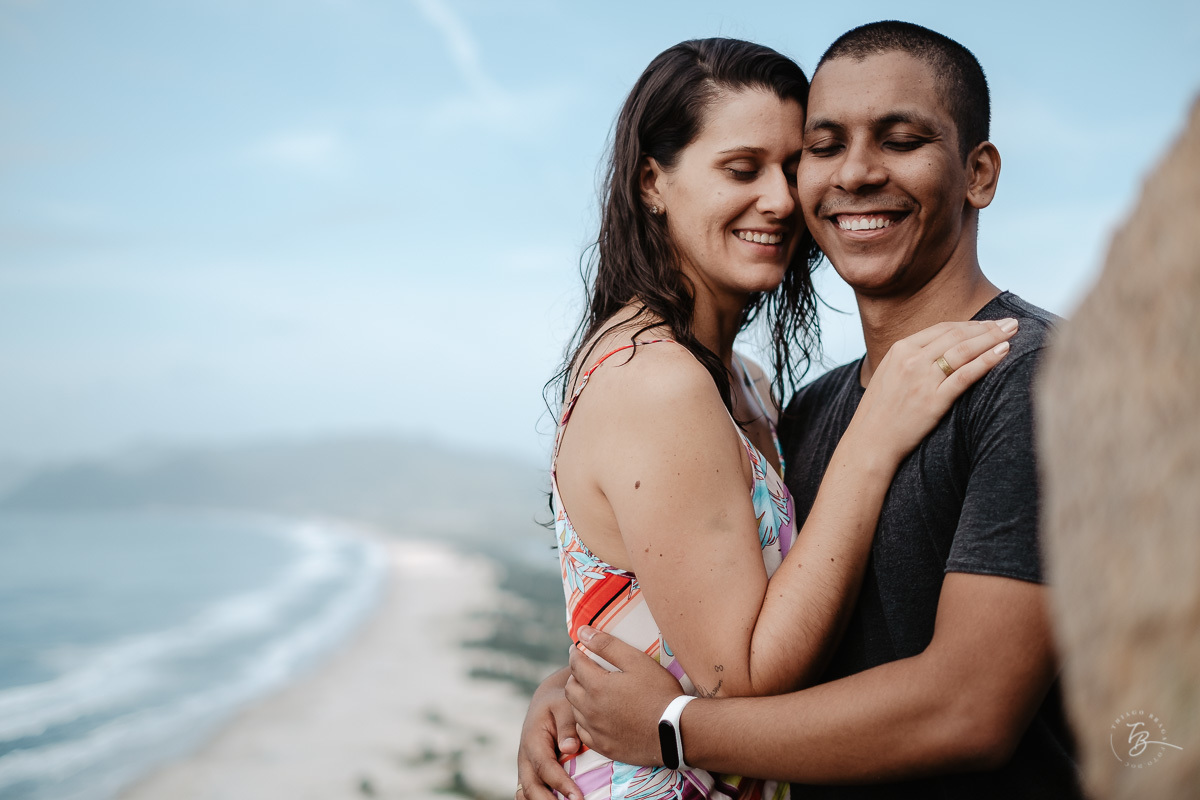 Ensaio pré-casamento na para da Guarda do embaú, Palhoça-SC. Amanhecer com os noivos Duana e Raphael. 