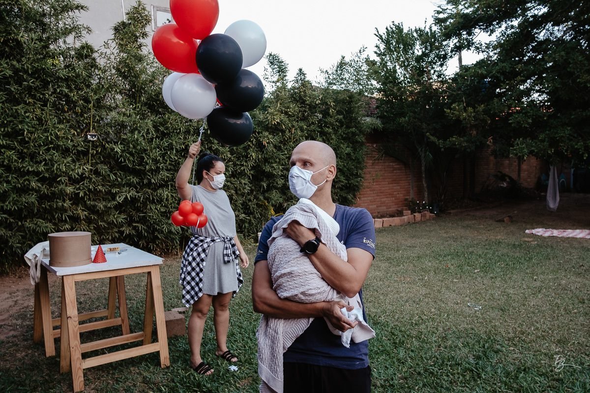 Fotografo documental de família. Aniversário do quintal de casa. Aniversário de 08 anos do Arthur. Fotografo Florianópolis.