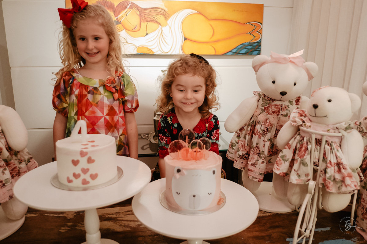 Aniversário documental infantil em casa. Thiago Braga fotografia. 