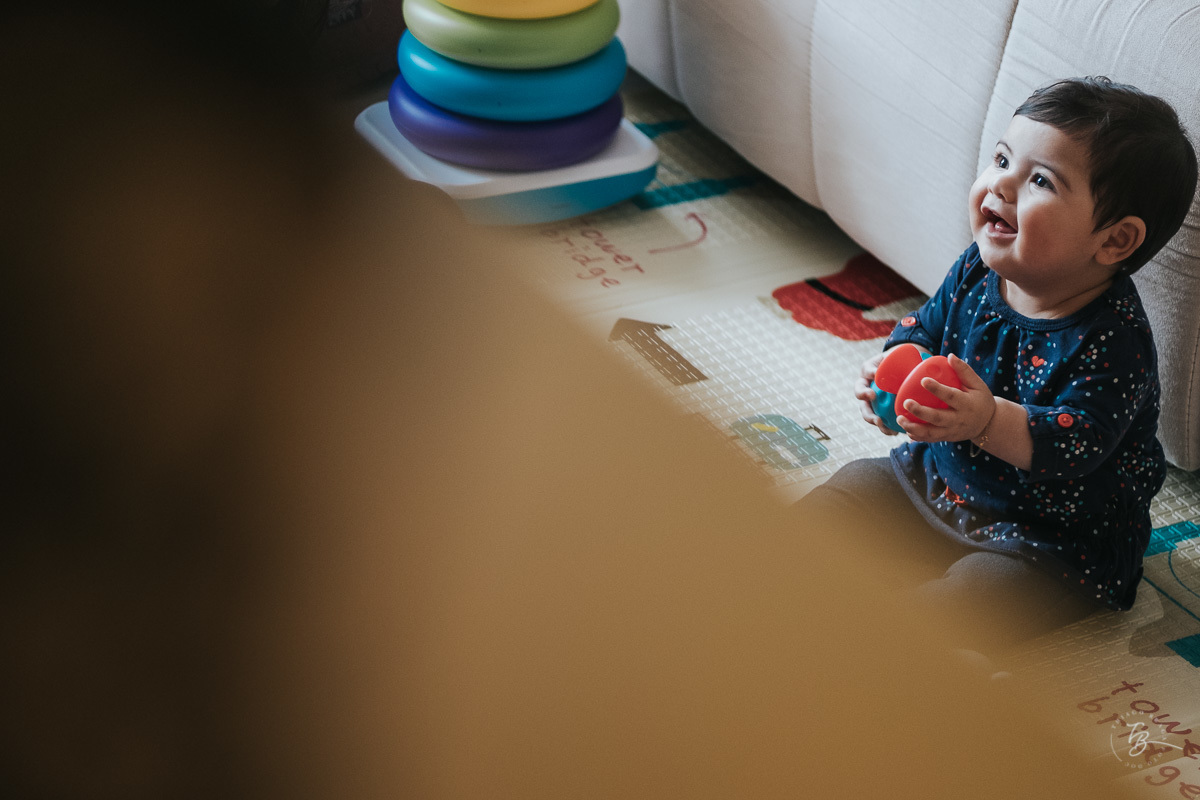Acompanhamento do primeiro aninho da Khloe. Ensaio em casa e externo dos 7 meses do bebê. Thiago Braga 