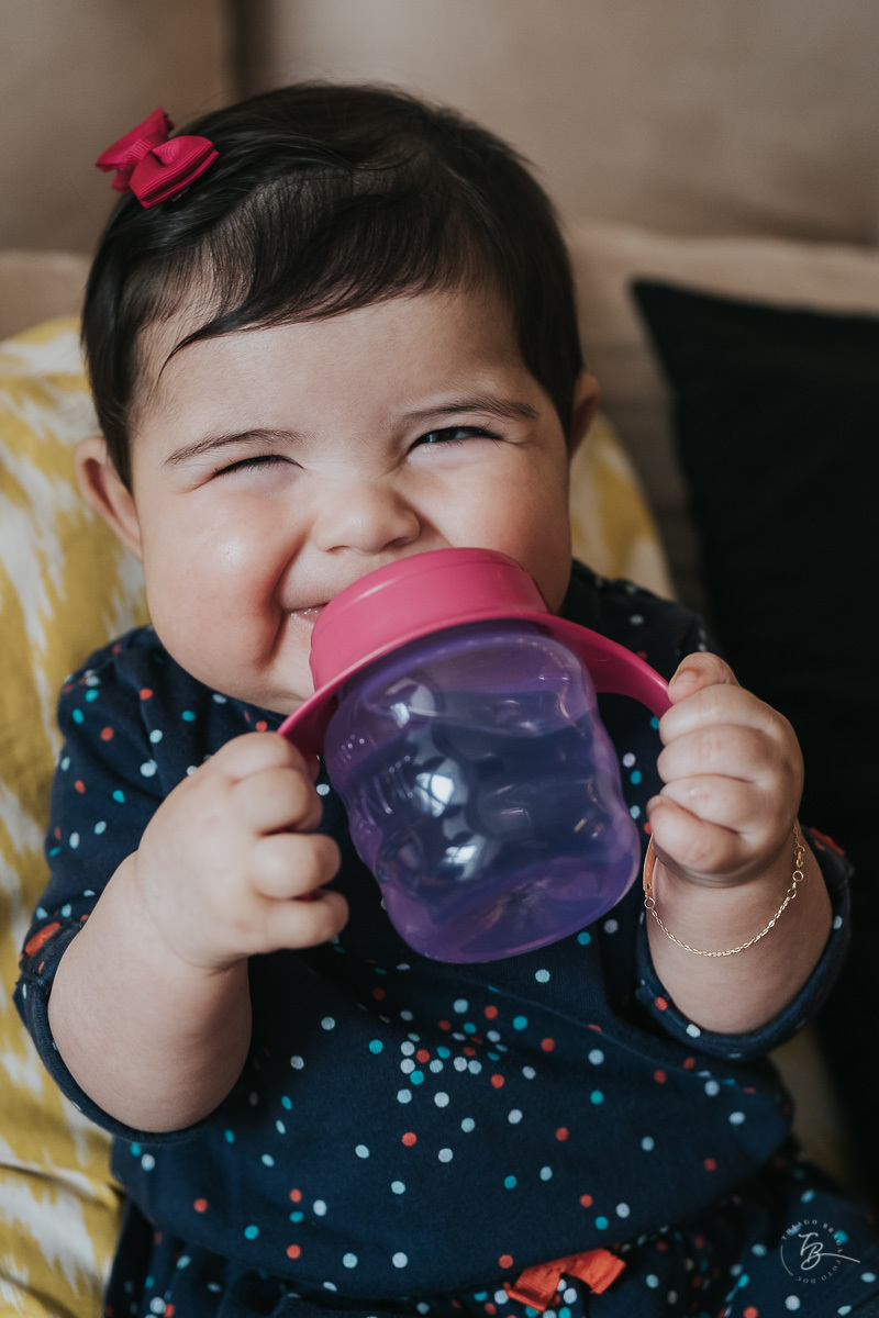 Acompanhamento do primeiro aninho da Khloe. Ensaio em casa e externo dos 7 meses do bebê. Thiago Braga 