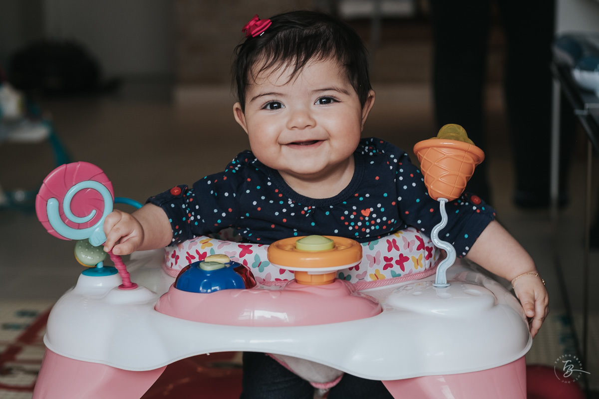 Acompanhamento do primeiro aninho da Khloe. Ensaio em casa e externo dos 7 meses do bebê. Thiago Braga 