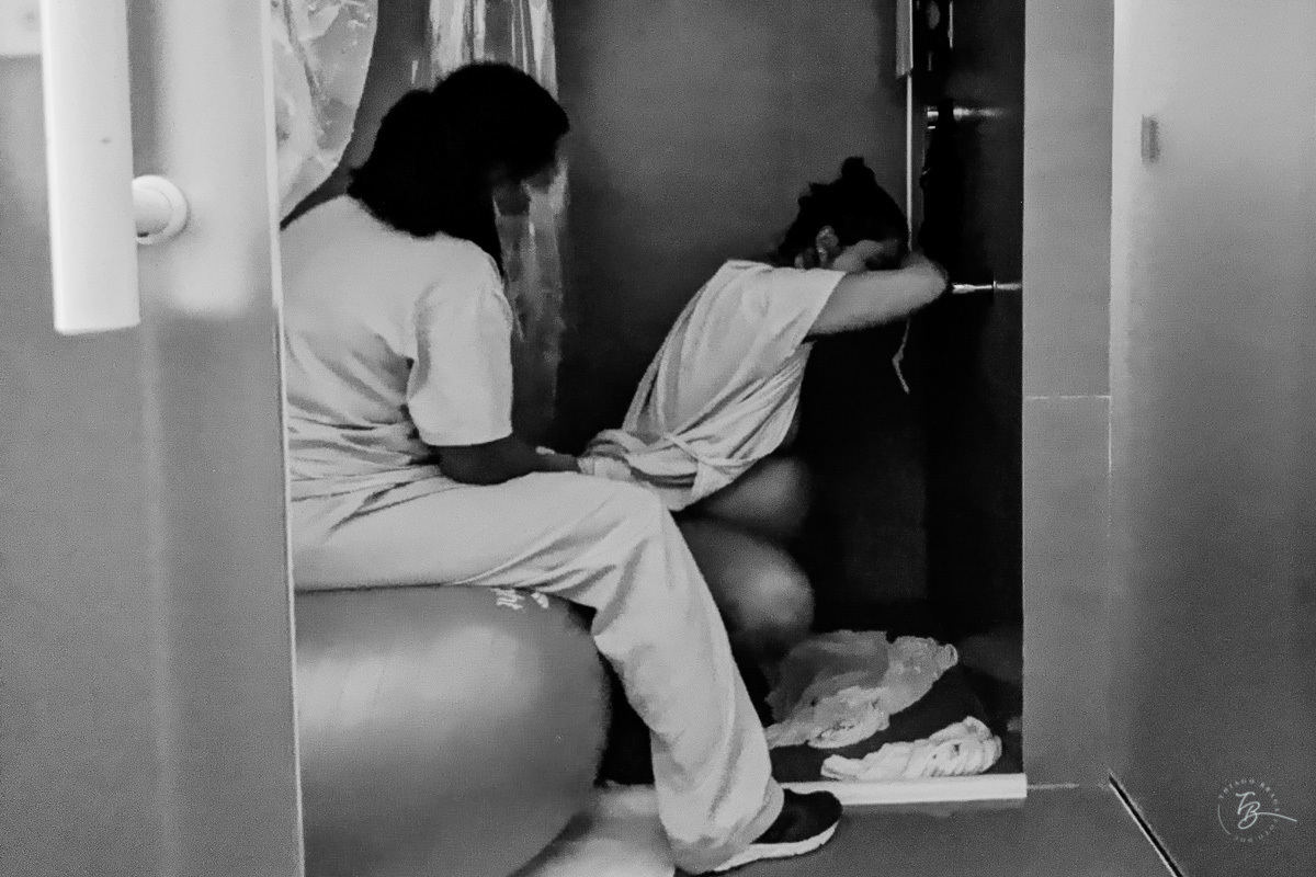 Apoio! Parto documental. A chegada do Gabriel. Maternidade Santa Helena. Florianópolis/SC. Por Thiago Braga fotografia. 