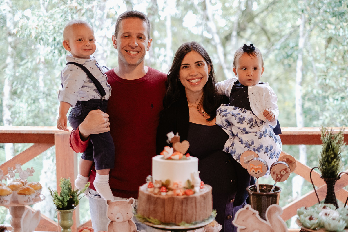 Padrinhos. Fotografia documental de aniversário em Rancho Queimado - SC por Thiago Braga fotografia. Fotografia de aniversário infantil.