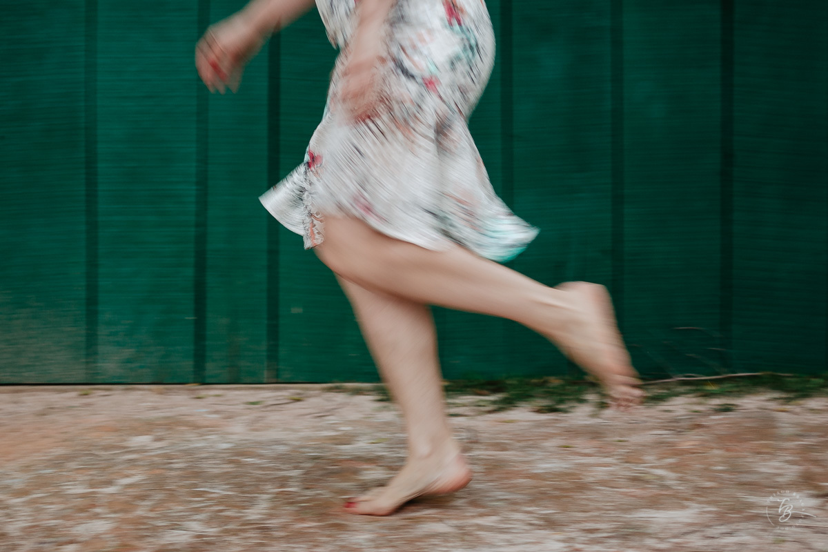 Movimento. Retratos pessoais de um ensaio no Sul da Ilha de Santa Catarina, em Florianópolis. Gisele, 40 anos. 