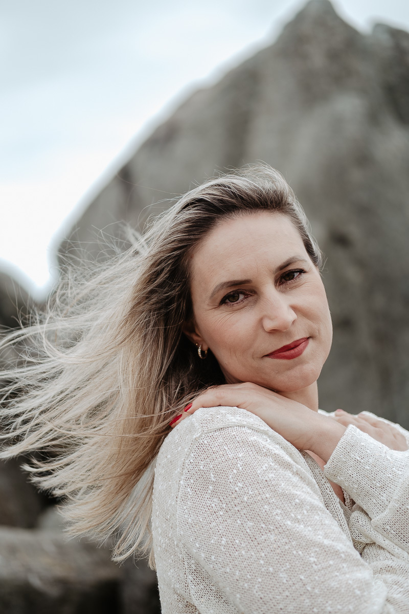 Retratos pessoais de um ensaio no Sul da Ilha de Santa Catarina, em Florianópolis. Gisele, 40 anos. 