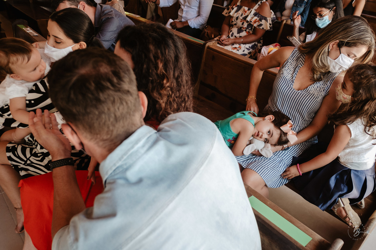 Durante a cerimônia. Dia do batizado, de gêmeos.
Manhã de domingo, iluminada, Após a cerimônia na lindíssima Paróquia Nossa Senhora de Lourdes São Luiz, na Agronômica/Florianópolis - SC.