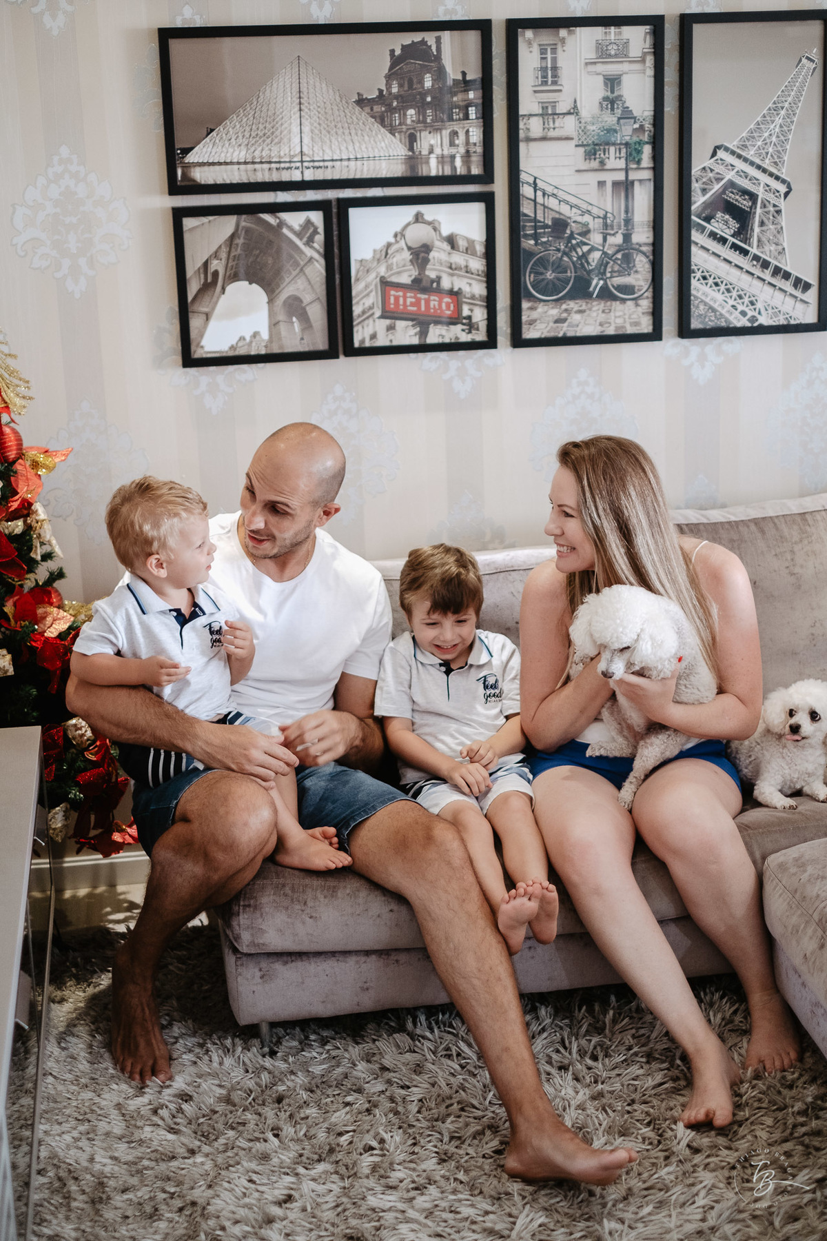 Família. Ensaio de natal em casa por Thiago Braga Fotografia.