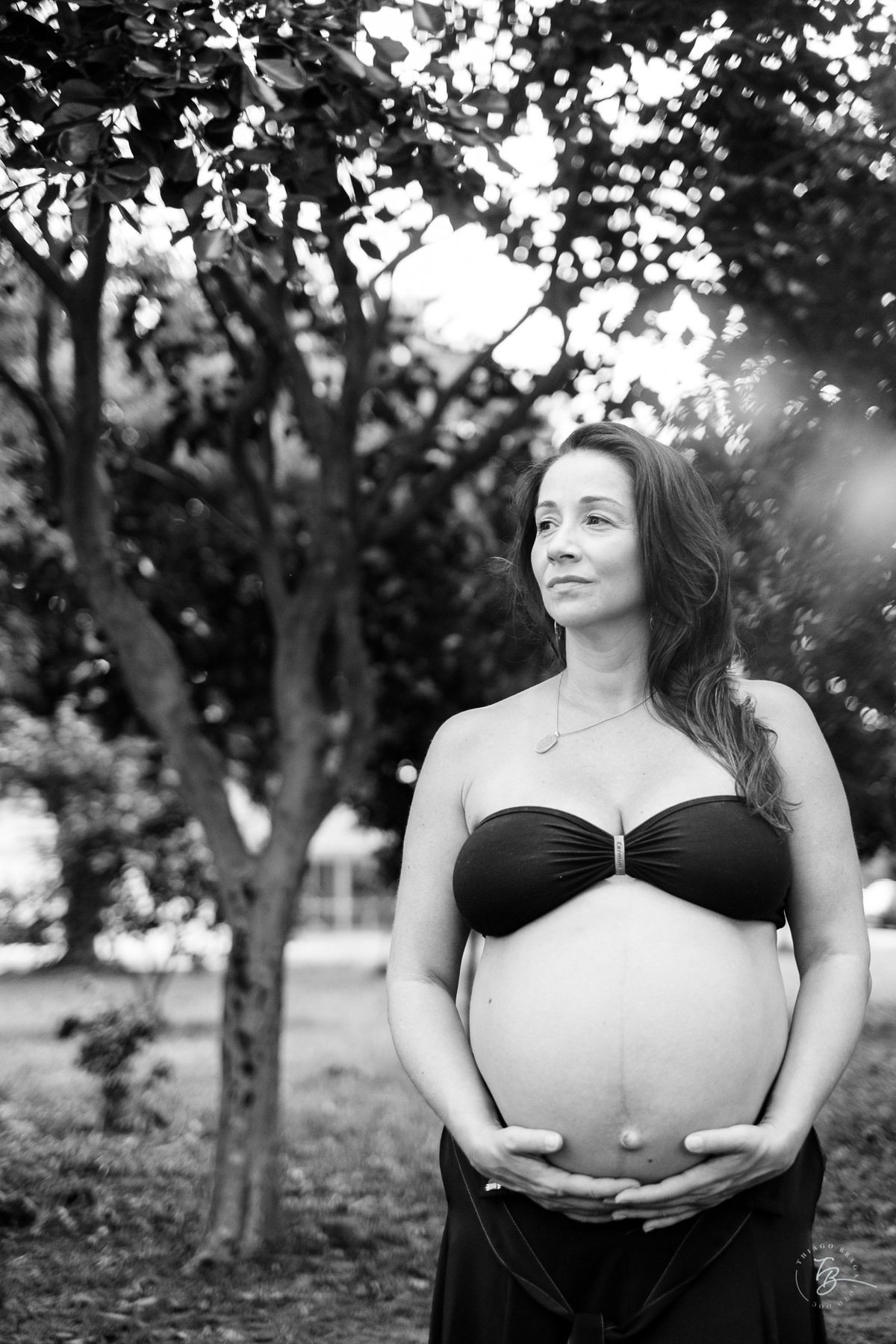 Espera de gêmeos. Sessão gestante na rótula do Córrego Grande em Florianópolis - SC por Thiago Braga fotografia