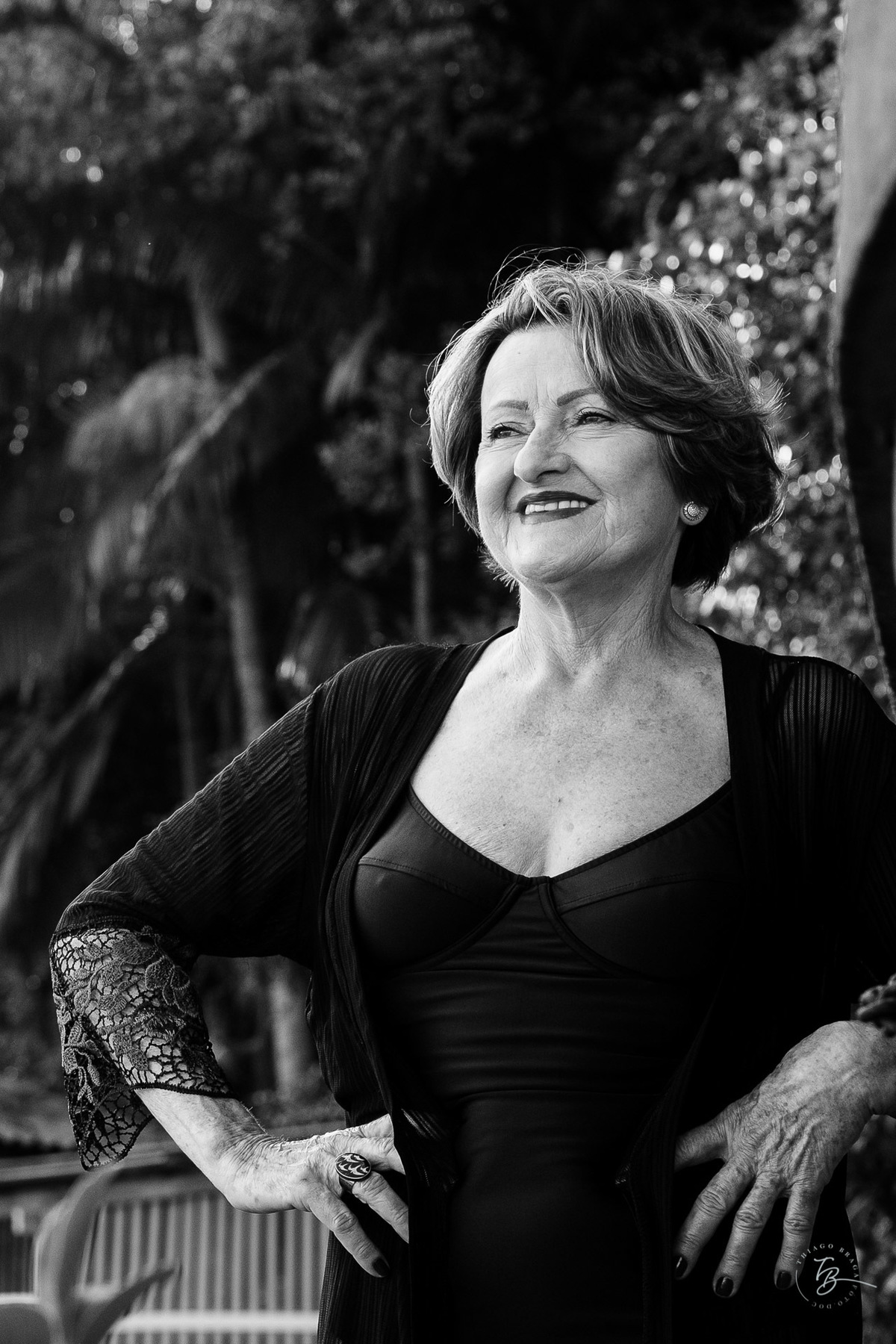 ensaio pessoal. Retratos dos 71 anos da Nevair, na praia de São Miguel, em Biguaçu, SC. Por Thiago Braga Fotografia. 