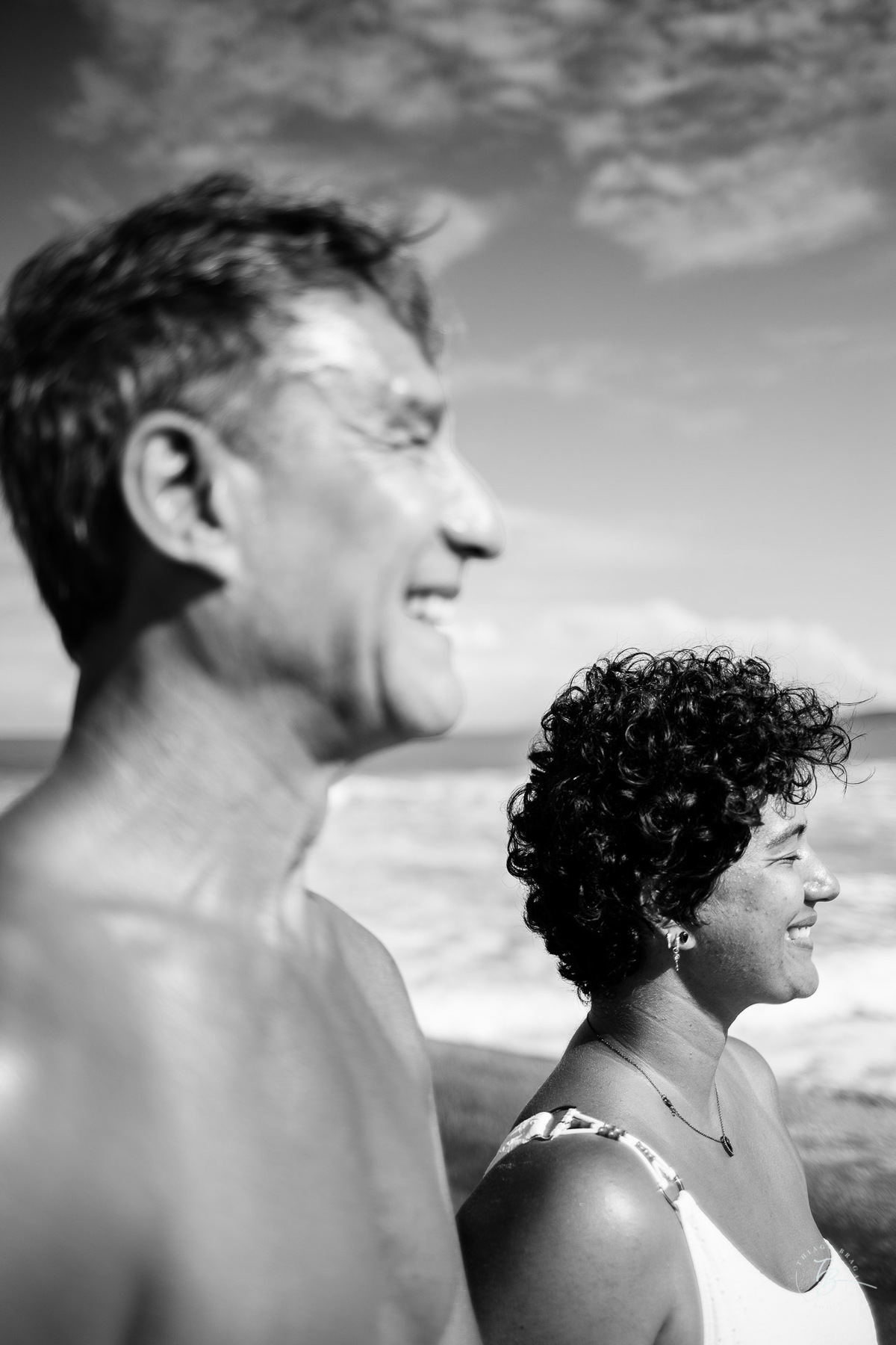 Ensaio de Casal, na praia de Canto Grande em Bombinhas - SC. Por Thiago Braga Fotografia.
