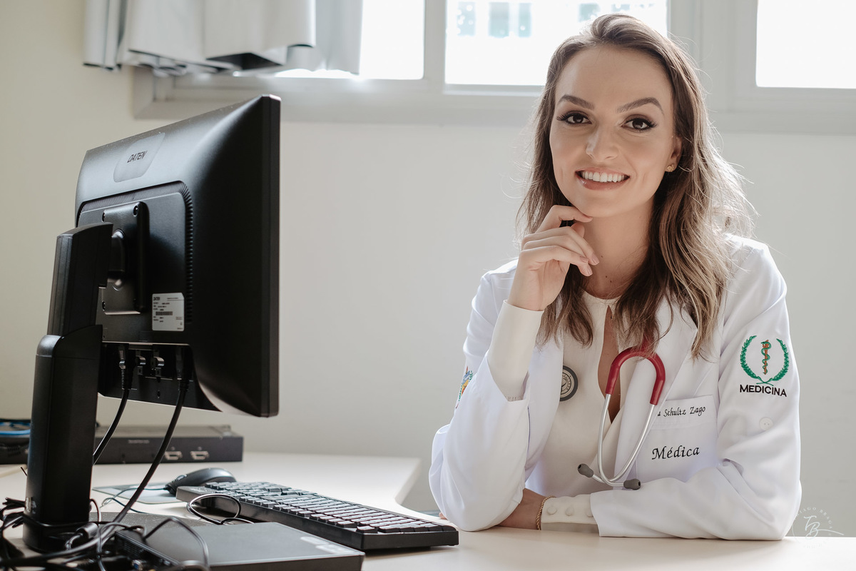 Ensaio Pré-formatura de medicina (UFSC) da Angela e da Bruna. Por Thiago Braga