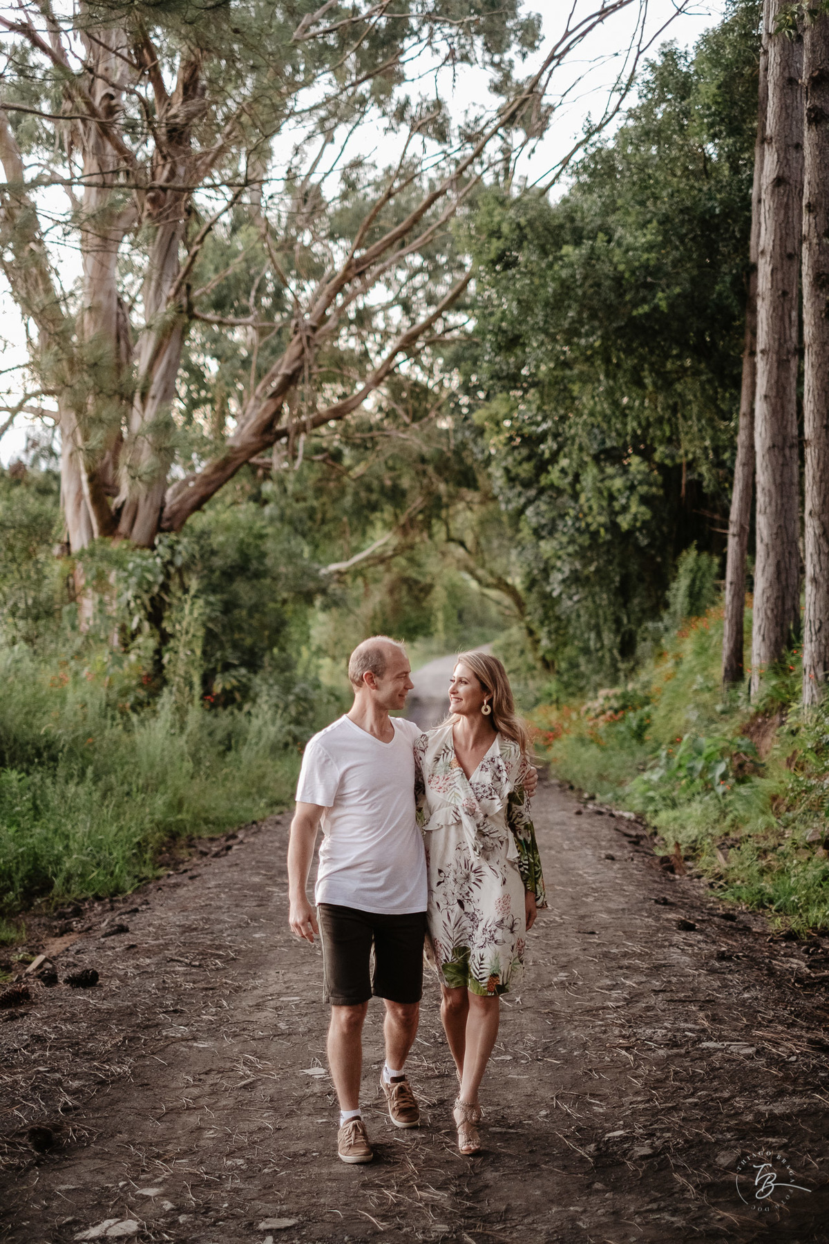O ensaio pré-casamento da Bettina e do Anderson, em Lages-SC, no Hotel Pedras Brancas. Por Thiago Braga. 