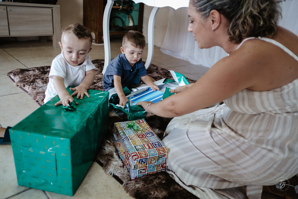 Fotografia Documental do Dia do Batizado do Davi, nos Ingleses em Florianópolis, por Thiago Braga fotografia
