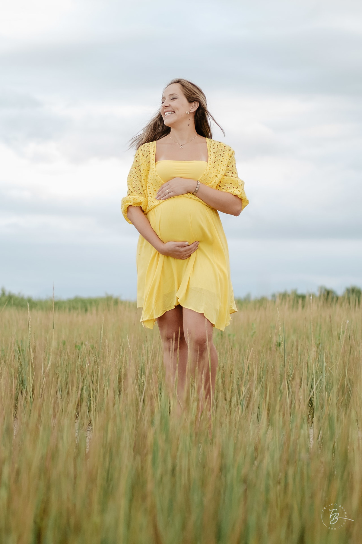 Ensaio gestante na praia da Daniela, em Florianópolis. Por Thiago Braga fotografia