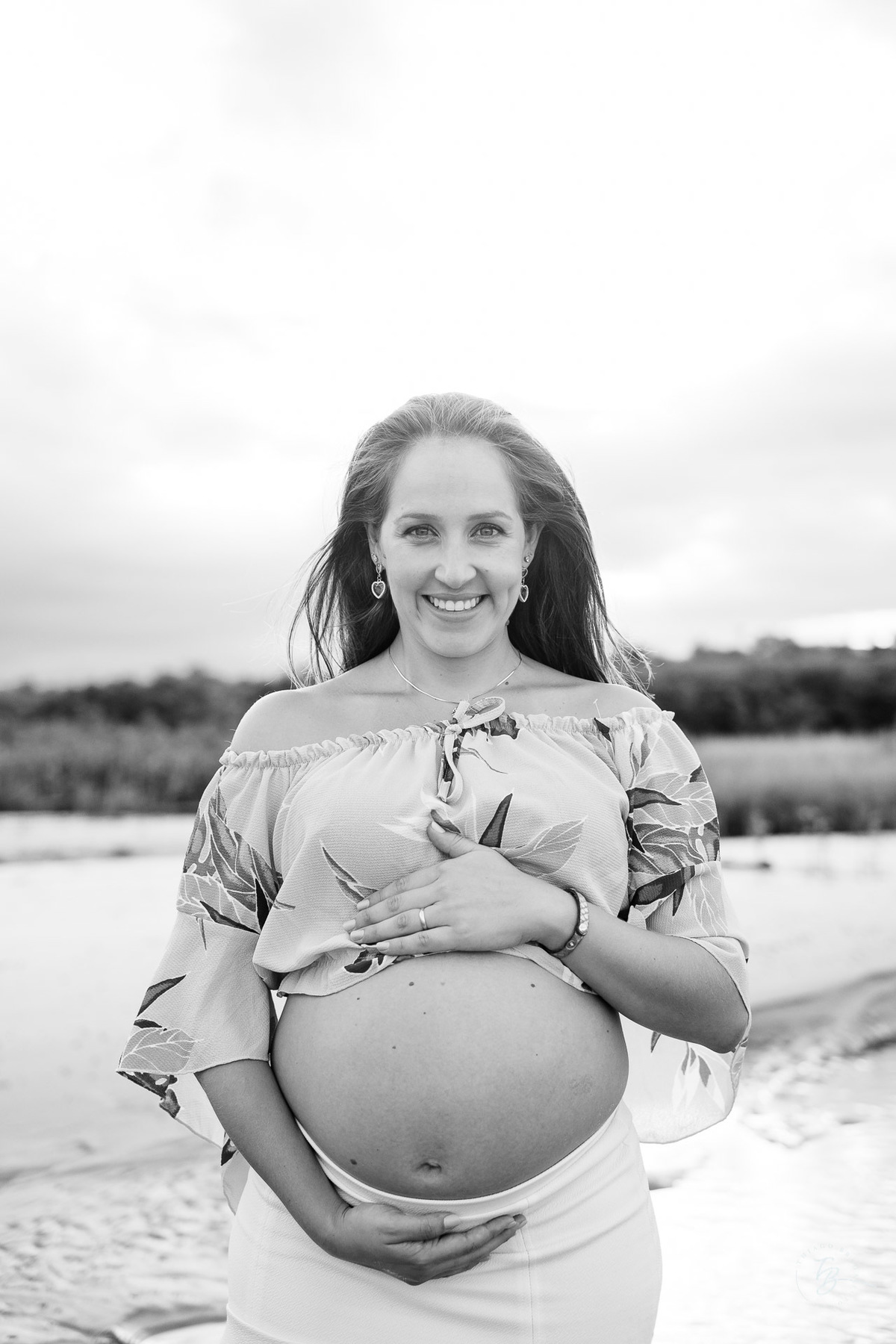 Ensaio gestante na praia da Daniela, em Florianópolis. Por Thiago Braga fotografia