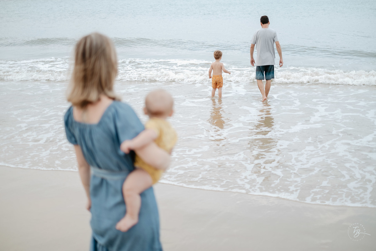 ensaio de acompanhamento do primeiro aninho do Lucas, em Jurerê Internacional. Por Thiago Braga fotografia. 