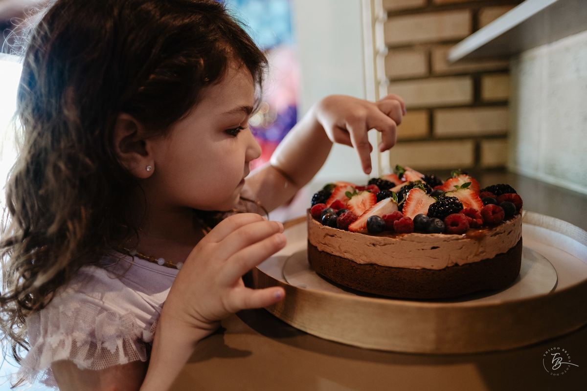 Fotografia de aniversário infantil no Villa Jeriva em Florianópolis. Fotografia documental