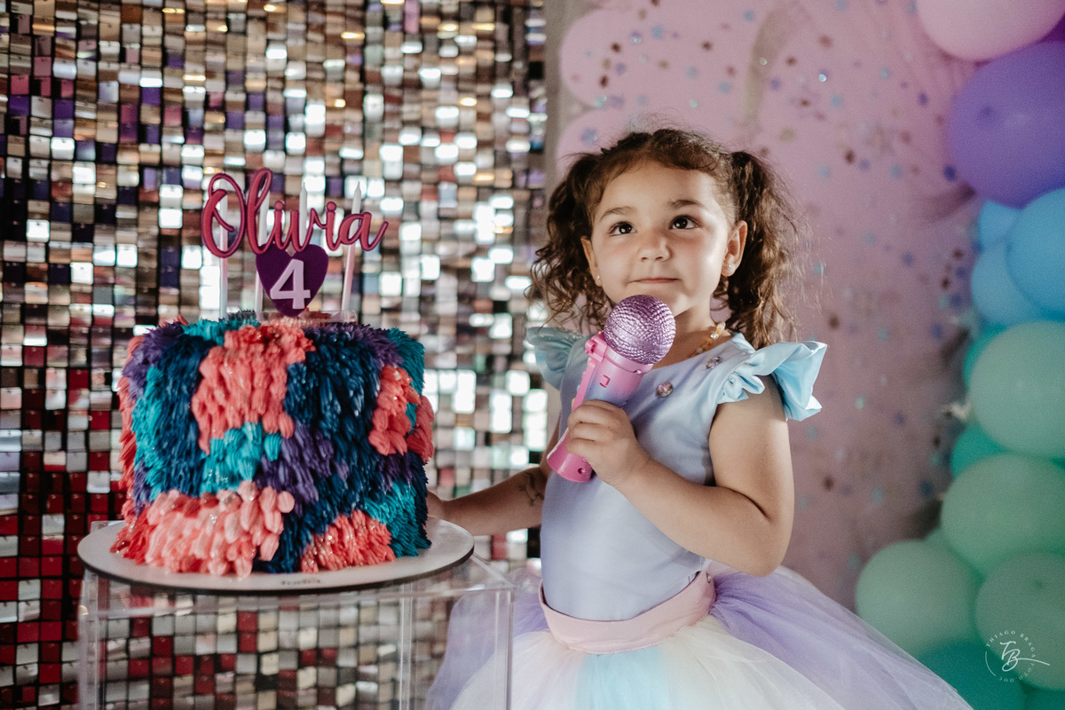 Fotografia de aniversário infantil no Villa Jeriva em Florianópolis. Fotografia documental