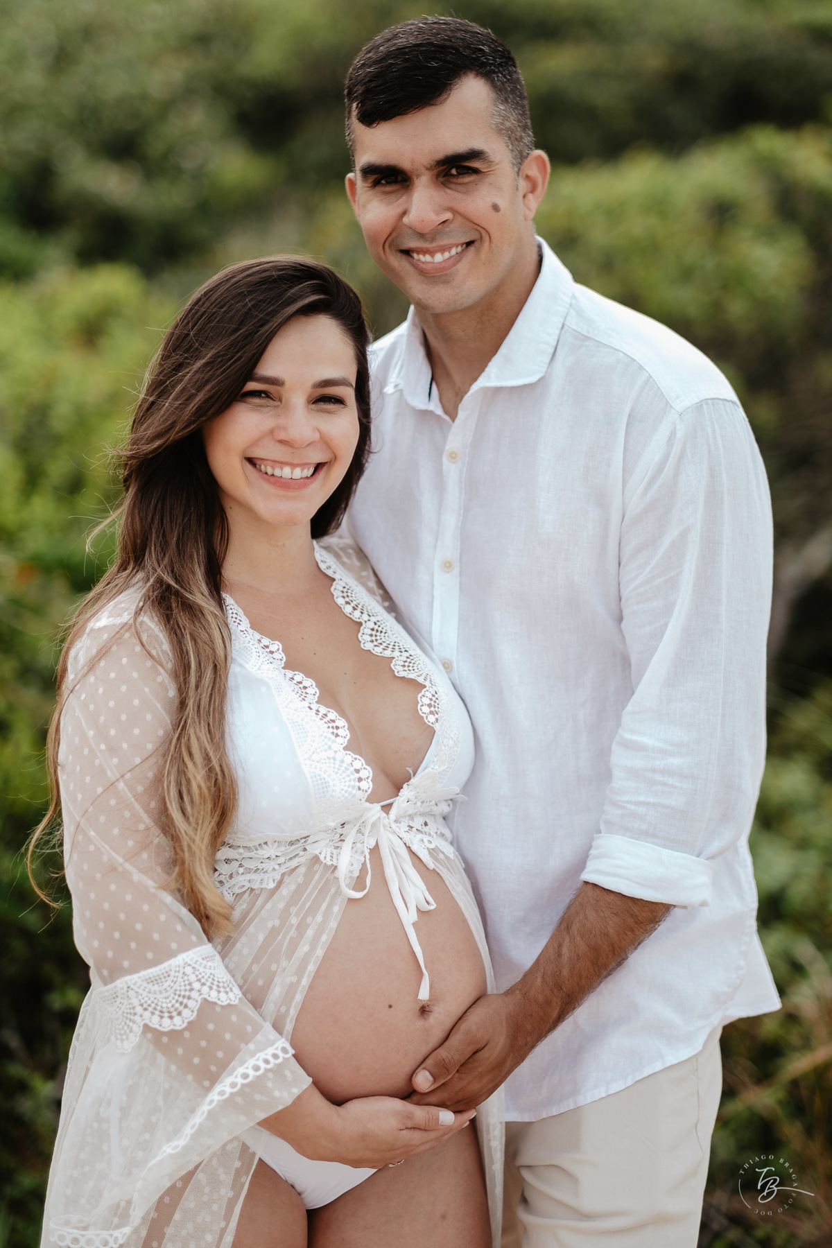 ensaio gestante em fim de tarde na praia do campeche