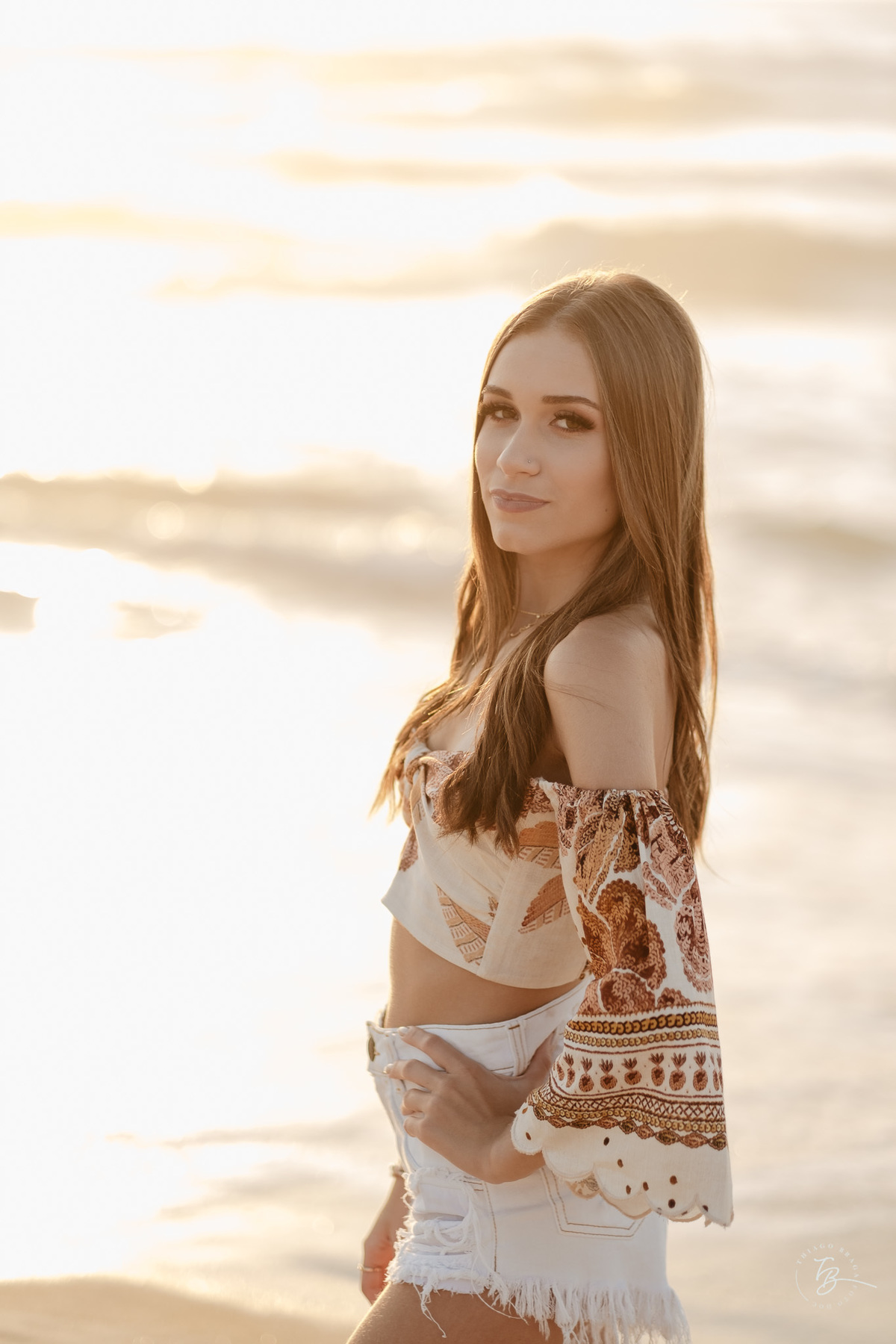 Amanhecer do Sol na para Mole em Floripa. Ensaio de 15 anos com a Julia por Thiago Braga fotografia. 