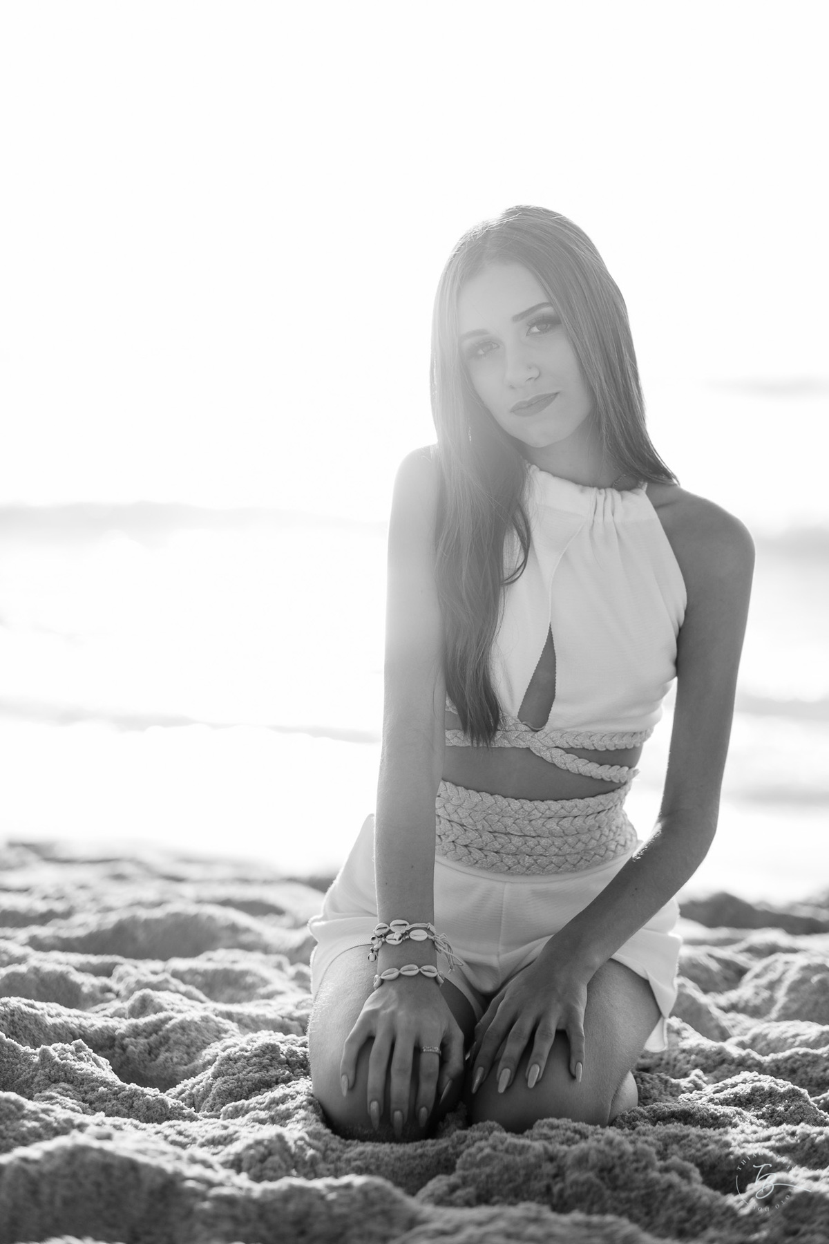 Amanhecer do Sol na para Mole em Floripa. Ensaio de 15 anos com a Julia por Thiago Braga fotografia. 